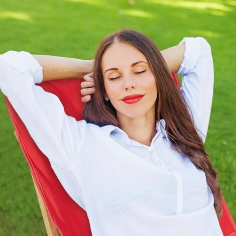 Relaxdays Chaise Longue Bois, Butterfly Chair, HLP 93x52x72 Cm, Intérieur Et Extérieur, Transat Camping Avec Sac, Rouge – Image 3